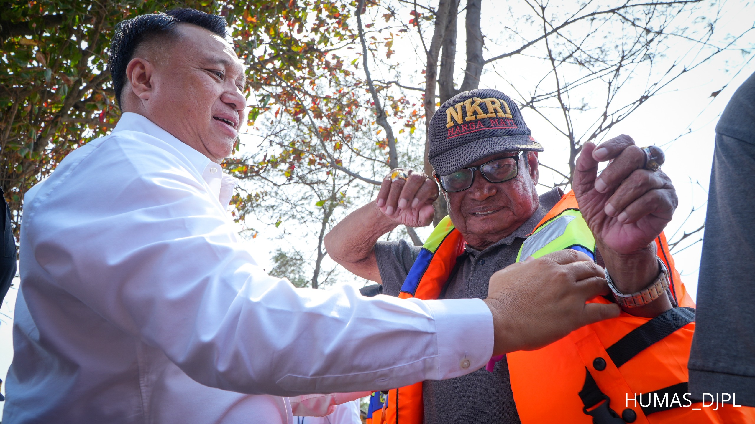 KOMITMEN BANGUN BUDAYA KESELAMATAN, KEMENHUB GENCARKAN KAMPANYE KESELAMATAN PELAYARAN DI CILACAP